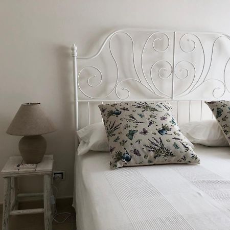 A Casa Di Tati Bed & Breakfast ชิวิตาโนวา มาร์เค ภายนอก รูปภาพ