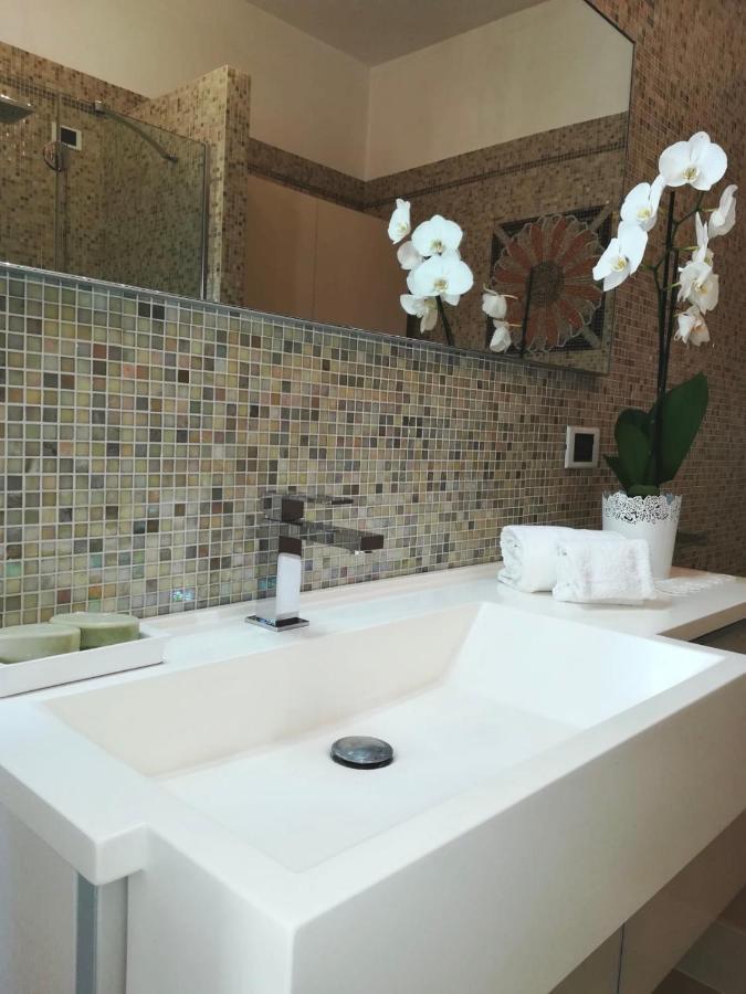 A Casa Di Tati Bed & Breakfast ชิวิตาโนวา มาร์เค ภายนอก รูปภาพ