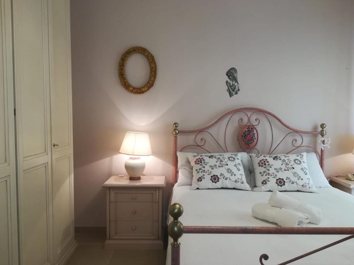 A Casa Di Tati Bed & Breakfast ชิวิตาโนวา มาร์เค ภายนอก รูปภาพ