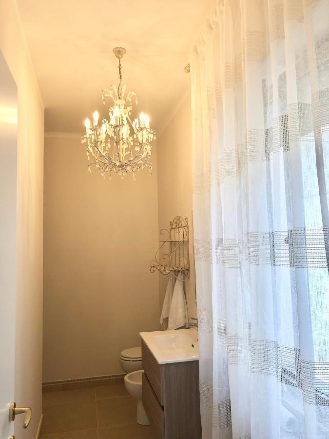 A Casa Di Tati Bed & Breakfast ชิวิตาโนวา มาร์เค ภายนอก รูปภาพ